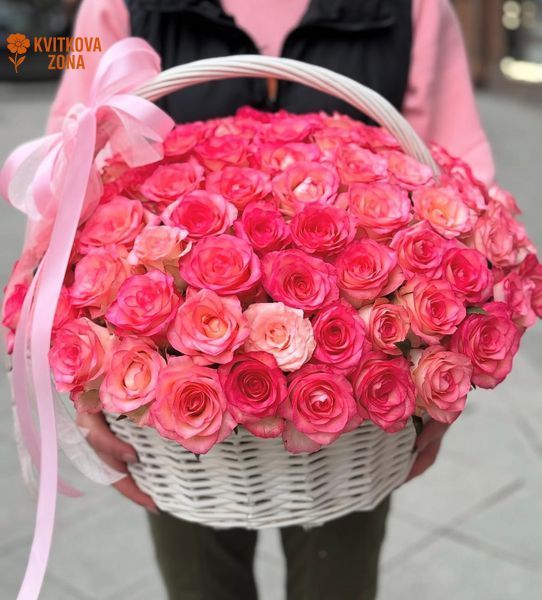 101 Jumilia roses in a basket